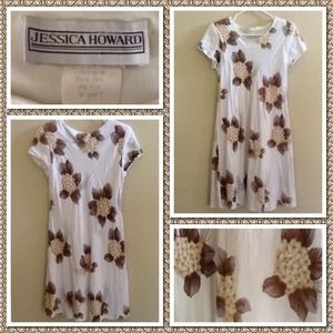 Jessica Howard cream floral dress.