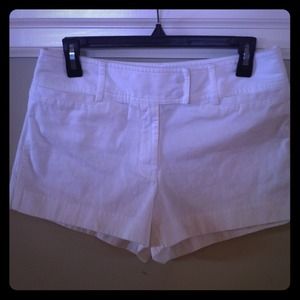 J Crew white shorts. Never worn.. Size 8