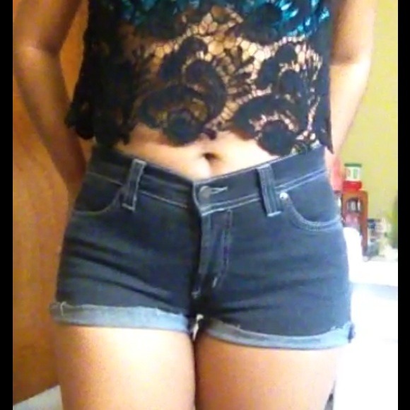 GRAY HIGH WASTED SHORTS