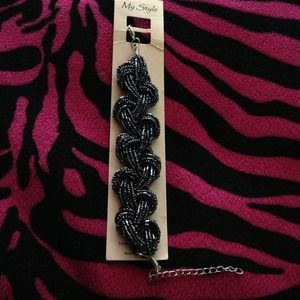 Cute beads bracelet🌸🌺