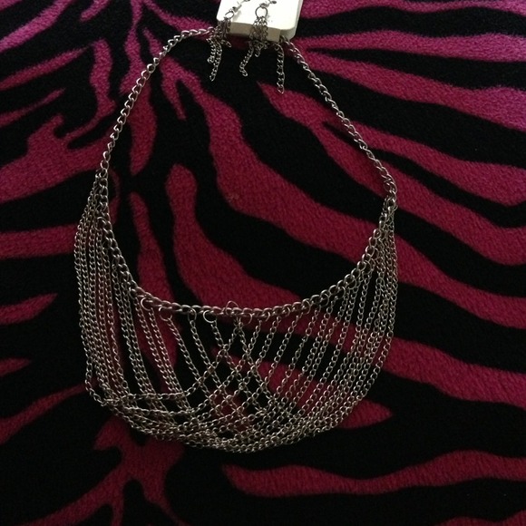 Cute classy chain necklace