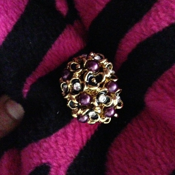 Unique flower ring 🌸 - Picture 4 of 4