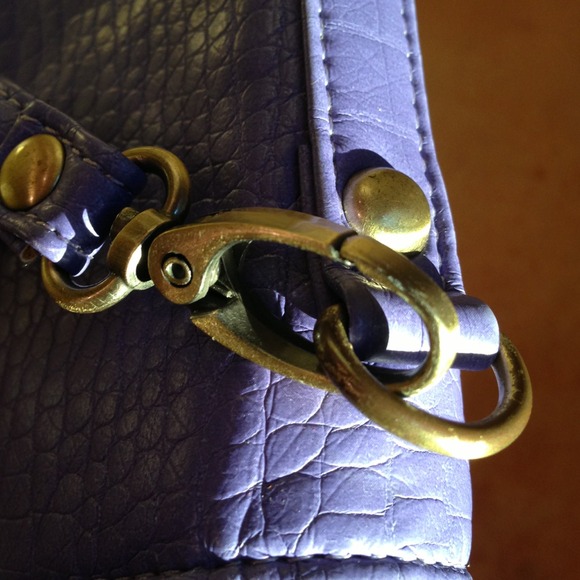❌SOLD❌Purple BDG wallet - Picture 3 of 4