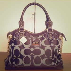 Coach purse!!