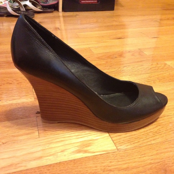 steve madden wedges never worn - Picture 1 of 4