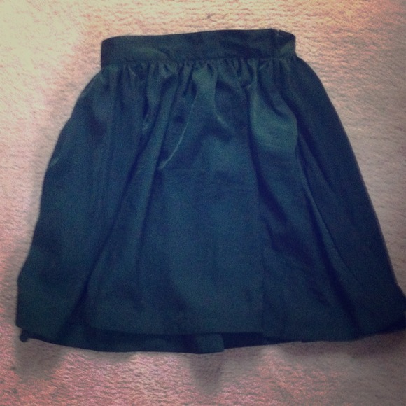 Sold in Bundle -H&M Green skirt