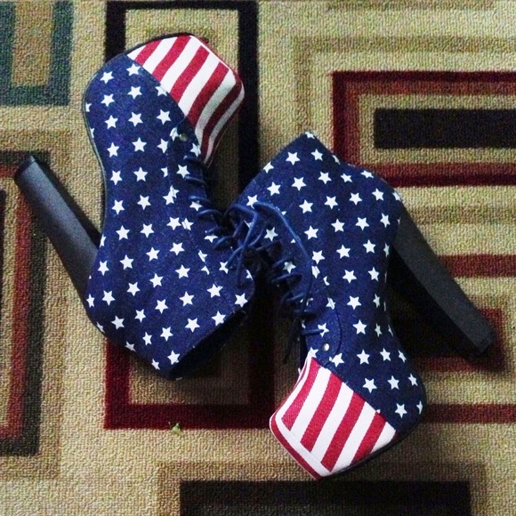 American Flag Platforms