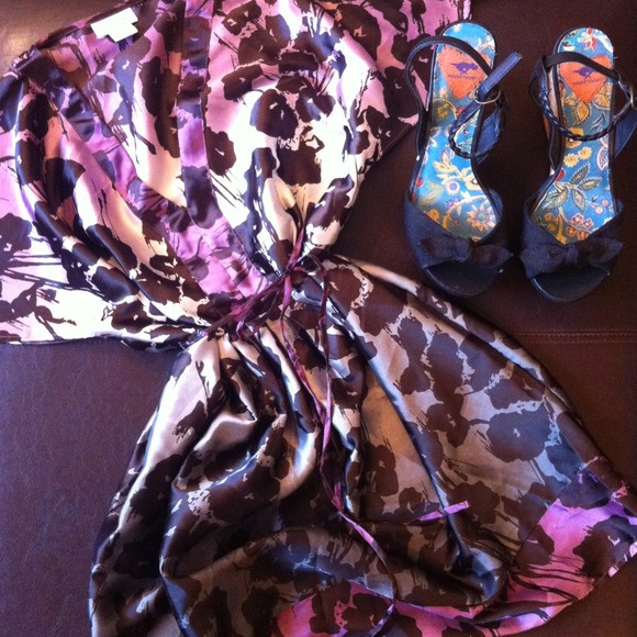 Kimono-like top.