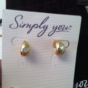 small gold and crystal studs from simply you