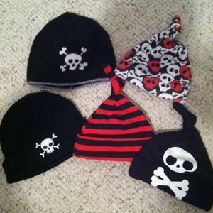 Infant skull beanie's