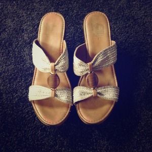 New directions summer wedge!