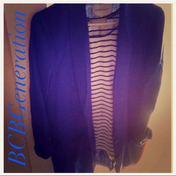 ✨ Brand New ✨ BCBGeneration Electric blue blazer