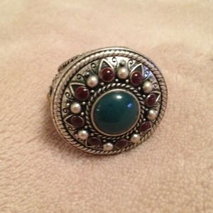 SOLD IN BUNDLE 🎀 Lucky Brand Ring
