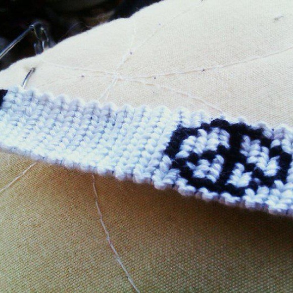 Accessories - Peace sign friendship bracelet