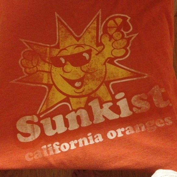🚫🚫SOLD🚫🚫🌼Retro🌼 sunkist orange t shirt