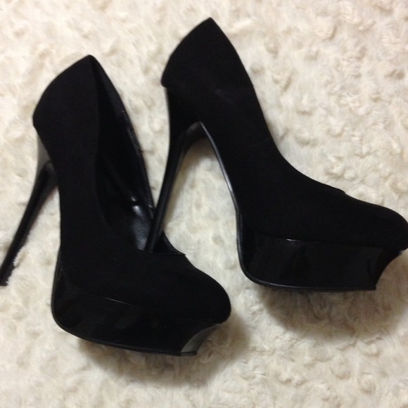 TRADE! Forever 21 shoes! Very sexy!! - Picture 2 of 4