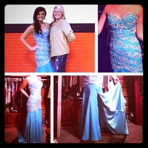 Prom/pageant dress