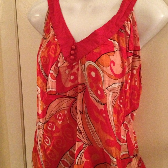 Bundled 💋 Super Cute Lightweight Flowy Tanktop - Picture 2 of 2