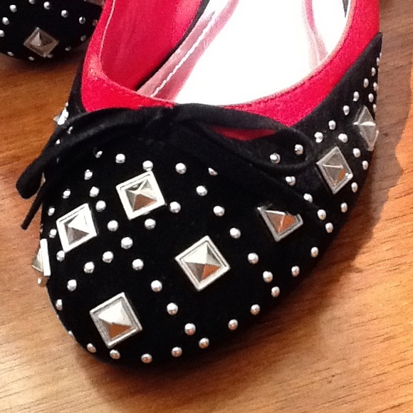 🚫SOLD IN BUNDLE🚫 - Picture 2 of 4