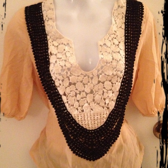 Bundled πHost Pick π Lovely Leyendecker top - Picture 2 of 3