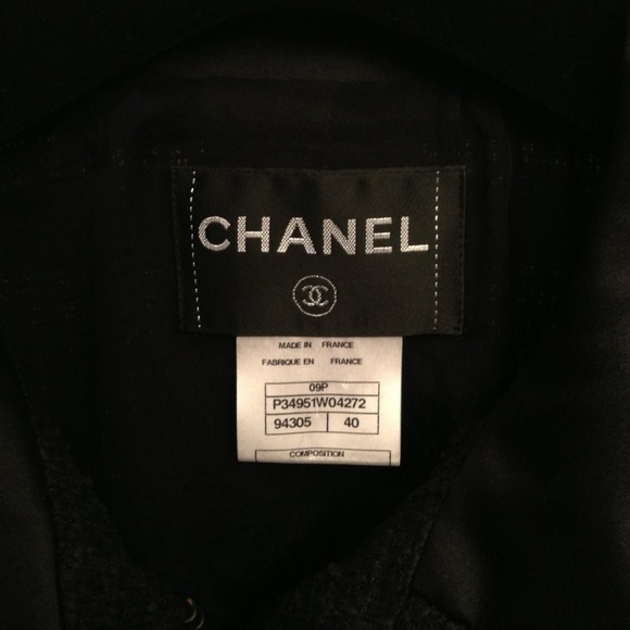 Chanel jacket - Picture 2 of 4