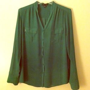 ❌SOLD❌Green chiffon top