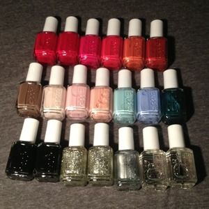 JUST REDUCED! 20 Brand New Essie Nail Polishes