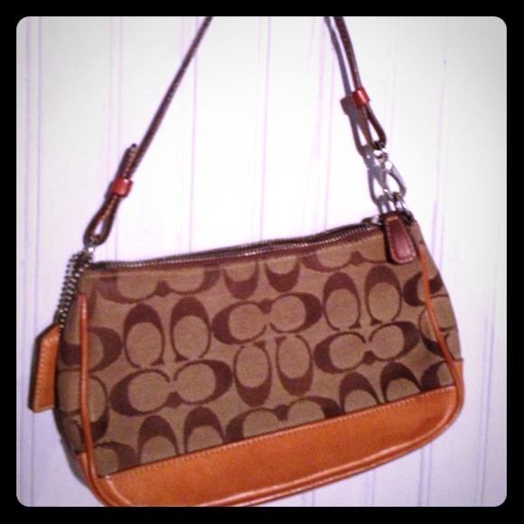 Coach Handbags - Authentic Coach purse