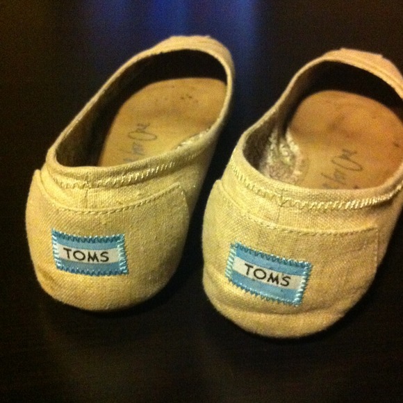 SOLD - preloved linen TOMS ballet flats - Picture 3 of 4