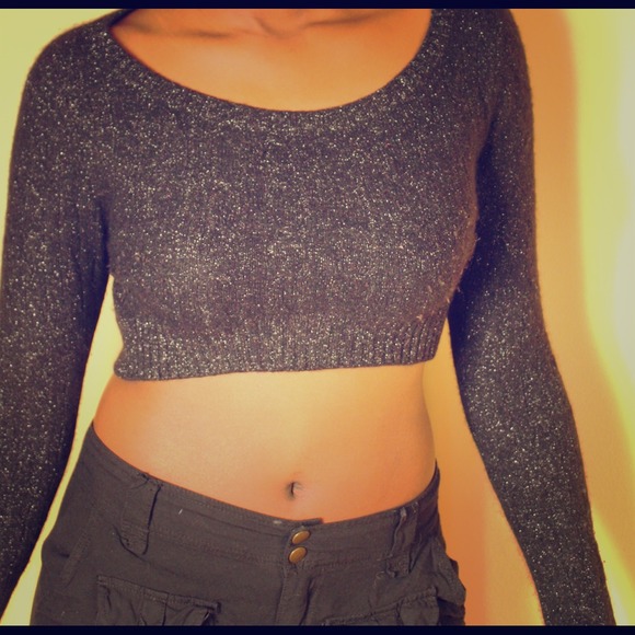 2 Cashmere cropped sweater. Black and Pink