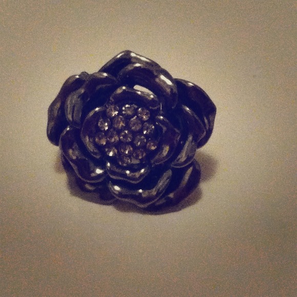 ✳️SOLD✳️ slate colored flower with stones