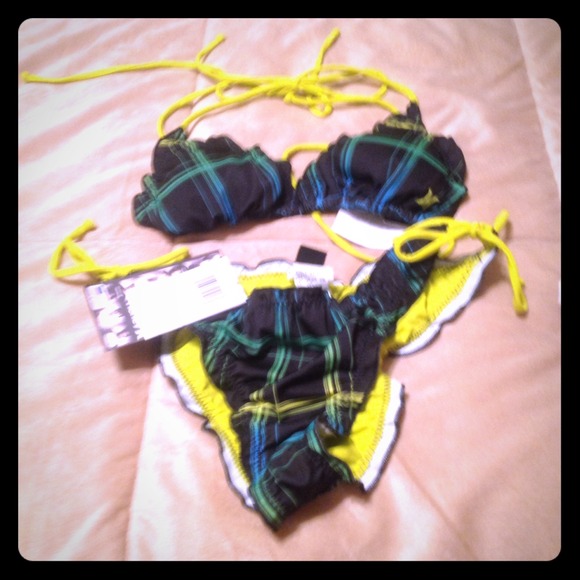 NWT Hurley bikini on hold BUNDLE  held till fri