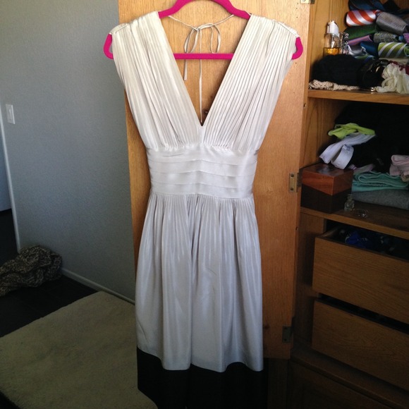 BCBGMaxAzria Dresses & Skirts - BCBGMAXAZRIA Silk Dress