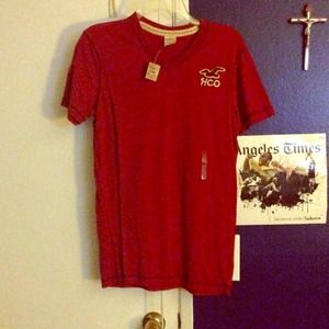 Men's hollister v neck shirt