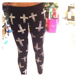 Cross leggings