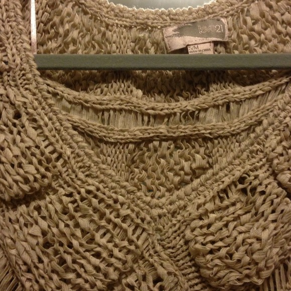 NWOT  poncho - Picture 4 of 4