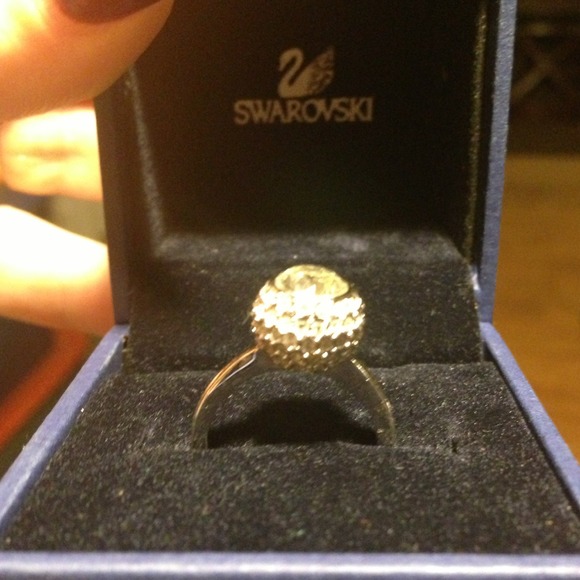 Ring - Picture 2 of 2