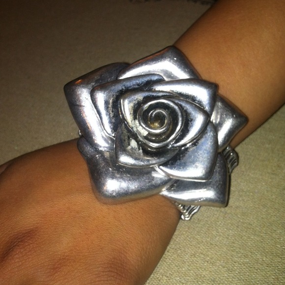 Rose Bracelet
