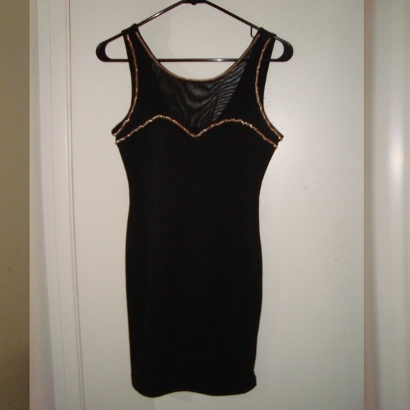 🔸BUNDLED🔸Black & Gold Chain party/cocktail dress