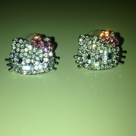 Hello Kitty Jewelry - New Hello Kitty Earrings 🌟reduced🌟