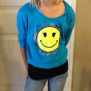 Blue smile crop top