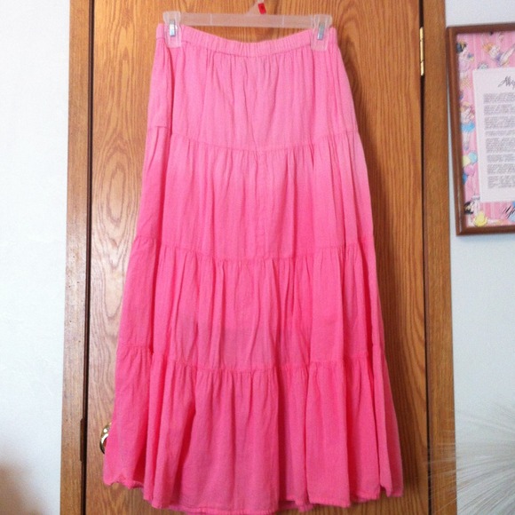 Pink skirt - Picture 2 of 3