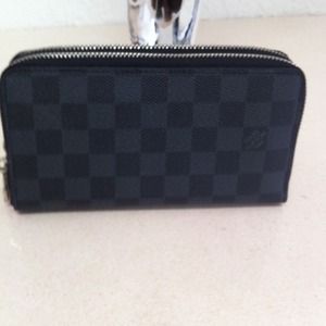 Blk/Grey LV wallet