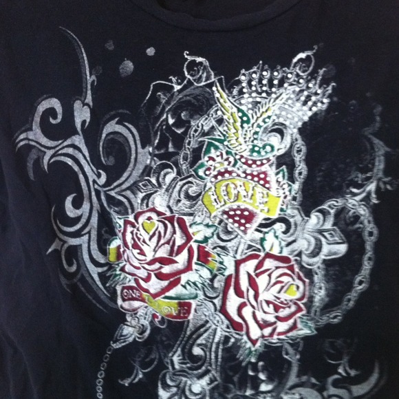 T-shirt - Picture 2 of 4
