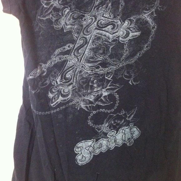 T-shirt - Picture 4 of 4