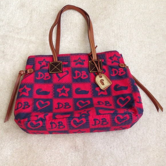 Dooney & Bourke Handbags - Authentic Dooney&Bourke Bag!!!!