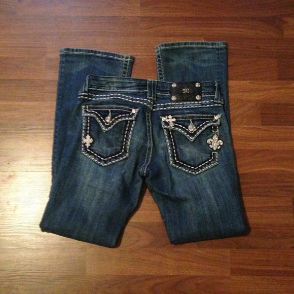 Sold Miss me jeans 27
