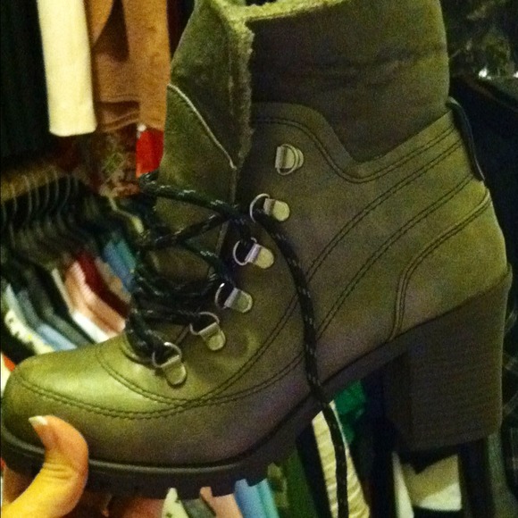 ⚡BUNDLED⚡Gray Mudd boots