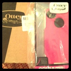 BRAND NEW NEVER USED OTTERBOX COMMUTER CASE