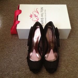 BLACK PUMPS Paris Hilton (wedding.. Prom etc)